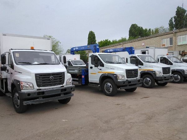 9 новых единиц спецтехники пополнили автопарк КВС