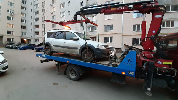 УК «Стимул» продолжает не платить. Вслед за помещением арестован автомобиль