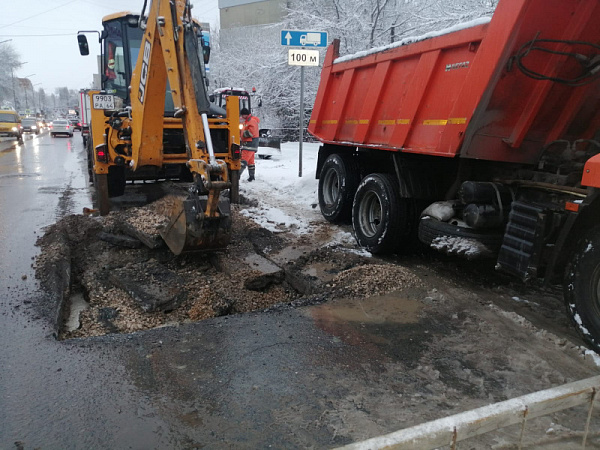 «КВС» в круглосуточном режиме обслуживают городские коммуникации
